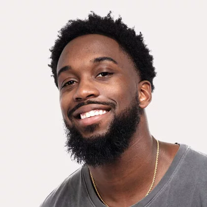 Singer Dante Bowe