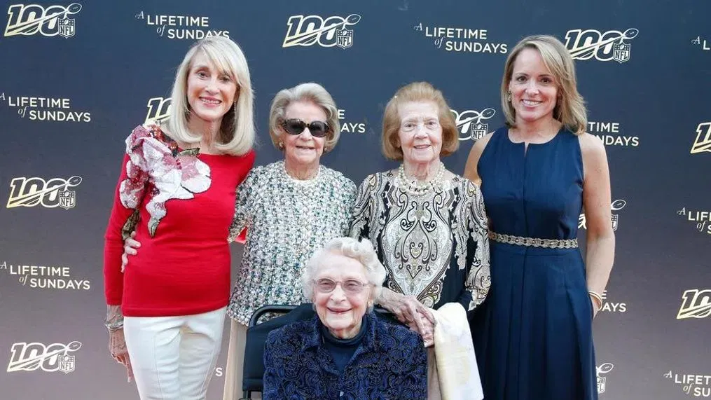 Norma Hunt Wiki, Net Worth, Age, Height, Family, Husband